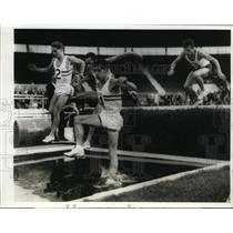 1964 Press Photo London 300 meter steeplechase Maurice Herriott, Ed Pomfret