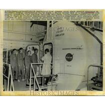 1970 Press Photo Space Station Simulator John Hall Terry Donlon Stephen Dennis