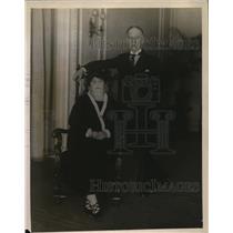 1924 Press Photo NY Governor & Mrs Alfred Smith at executive mansion - nee77694
