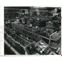 1984 Press Photo The Auto Mark car equipments store - cva95670