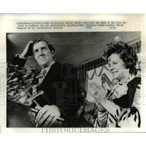 1972 Press Photo Senator Edmund Muskie with Wife, Jane in Philadelphia