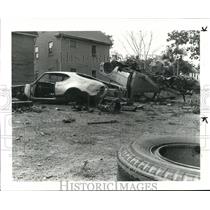 1984 Press Photo Cars junked in abandoned lot in Tremont Area - cva93764