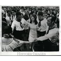 1966 Press Photo Luci Nugent, daughter of Pre. Johnson arrive in Costa Rica