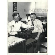1934 Press Photo Patrolmen Melville Koontz and Frank Vorell - cva78563