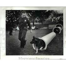 1989 Press Photo John Auner & Baron the dog of Police canine unit training
