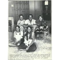 1971 Wire Photo Alan B.Shepard Jr Relaxes with His Family at Home in Texas