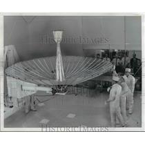 1977 Press Photo Satellite Dish - cva79618