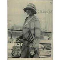 1923 Press Photo Mrs Borden Harriman sailed on the Majestic for Europe