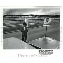 1988 Press Photo Teresa C. Ferguson only female security in Ohio Regional Sewer