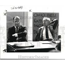 1985 Press Senior Citizens Colition meet with Ohio Bell - cva12976