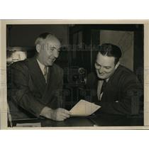 1939 Press Photo John T. Murphy Conferring with James H. Malone - nef07955