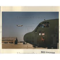 1993 Press Photo O'Hare Airport Cargo Military Side