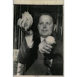 1959 Press Photo Hailstones baseball Orland Davig ice - RRW73579