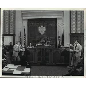 1981 Press Photo Alabama State legislator debating education bill.  - abna05031