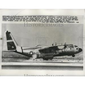 1959 Press Photo Giant Air Force C-130B Hercules Troop and Cargo Carrier