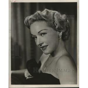 1954 Press Photo actress Bonita Granville posing for the camera - mjp14533
