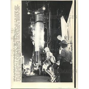 1969 Wire Photo Alan Shepard entering a launching pad complex - cvw06906