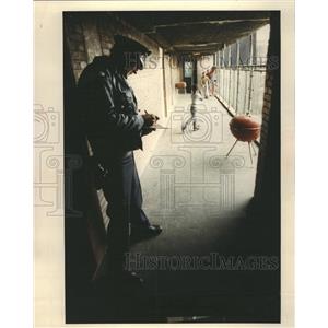 1992 Press Photo Police Notes Dantrell Davis Murder