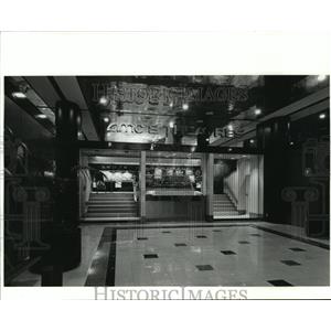1987 Press Photo AMC Galleria Theater lobby - noa14419