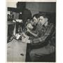 1952 Press Photo Super Sonic Radio Co. Hallicrafters - RRW43457