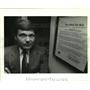1992 Press Photo Sgt. Don English stands next to plaque "Thou Shalt Not Kill..