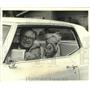 1969 Press Photo Ray Ely and Toy McCoy, palomino, smallest horse, ride in a car
