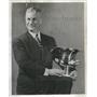 1947 Press Photo Leslik M Price Veteran Tack Athelte - RSC74209