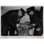 1940 Press Photo Police Officers With Poisonous Pancakes At Salvation Army