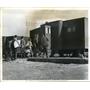 1942 Press Photo Expansible trailers with four rooms with James Jones of PPHA