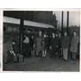 1945 Press Photo New York to Chicago Unloading at Cleveland Terminal