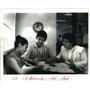 1987 Press Photo Elizabeth, Roger & Isabel Alvarado at amnesty center