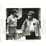 1986 Press Photo Kenner police directing traffic American Cyanamid barge fire
