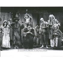 1967 Press Photo Actors Play Statue Liberty Caveman - RRV94363