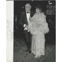 1969 Press Photo Battle Of Britain Film Premiere Laurence Olivier Arriving