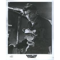 Press Photo David Selby on a boat, "Raise The Titanic" - RRS48373