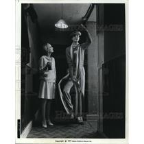 1971 Press Photo Twiggy & Tommy Tune in The Boy Friend