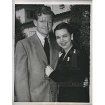 1947 Press Photo actress Jane Withers and her fiance, producer William Moss