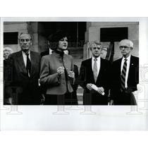 1990 Press Photo Kathie Finger activist