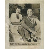 1947 Press Photo Actress Arline Judge and husband Henry"Bob" J. Topping