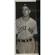 1951 Press Photo Arkansas-Little Rock baseball player, Bob McColl. - abns00727