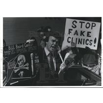1986 Press Photo Bill Baird speaks to Pro-Choice demonstrators, Houston