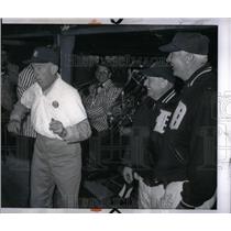 1965 Press Photo Tigers Employee Dancing Stadium - RRX54559