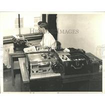 1930 Press Photo AP Portable Wire Photo Transmitter - RRX75325