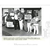 1988 Press Photo Florida Demonstration