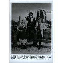 1988 Press Photo Dolly Parton Linda Ronstadt Emmloy - RRW71639