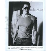 1984 Press Photo Arnold Schwarzenegger in "The Terminator" - RSH28149