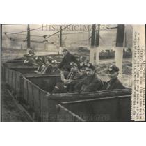 1946 Press Photo Back Pittsburgh Coal Strike Miners