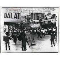 1964 Press Photo Anti-Government Riots in Saigon