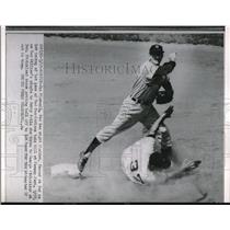 1954 Press Photo Red Sox Jim Piersall out at 2nd vs Indians George Strickland