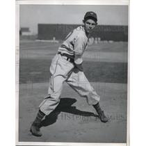 1947 Press Photo Clint Hartung, New York Giants Training in Phoenix, Arizona